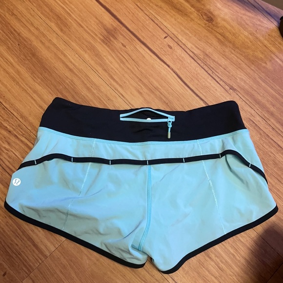 Lululemon Run Speed Shorts Angel Blue sz 6 - Picture 4 of 7